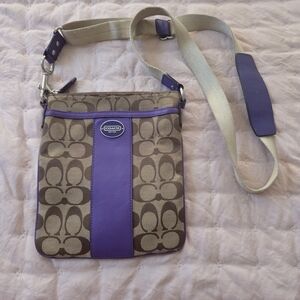 Coach Legacy Signature  Swingpack